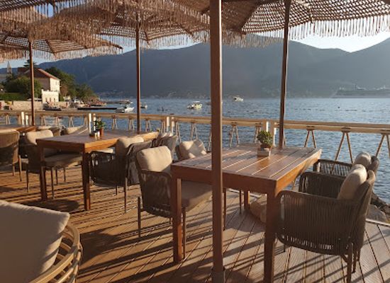 montenegro/kotor-bay/bar/bianco-beach-bar