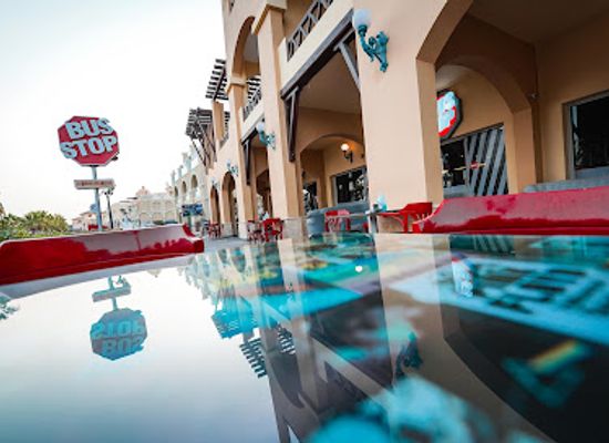 egypt/eastern-desert/bar/bus-stop-sahl-hasheesh