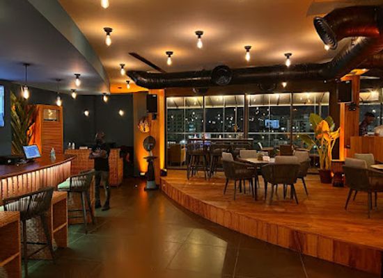 cote-d-ivoire/comoe-national-park/bar/l-eden-abidjan-food-sky-bar