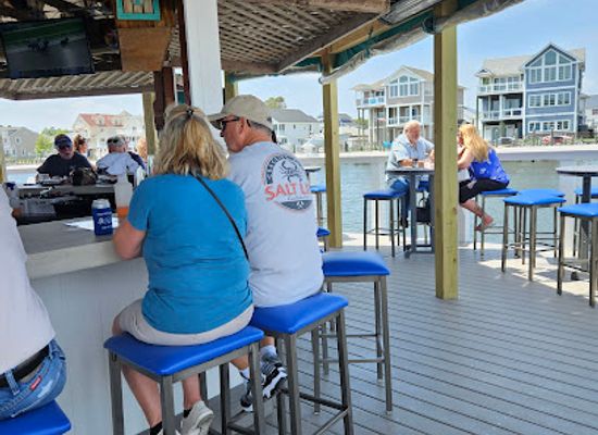 delaware/the-lewes-and-rehoboth-canal-area/bar/harpoon-hanna-s
