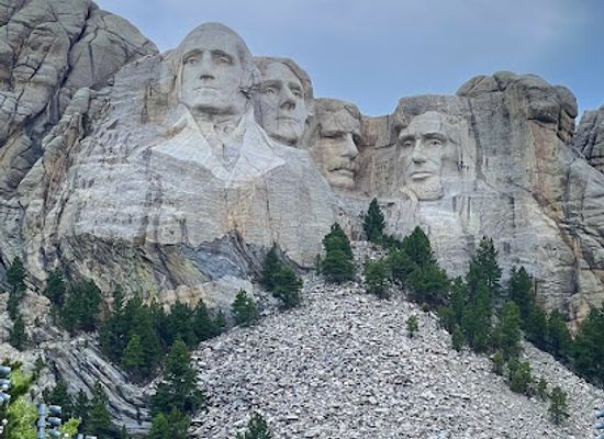 south-dakota/mount-rushmore/bar/dakota-kitchen