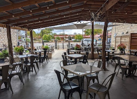 texas/hill-country/bar/western-edge-kitchen-cocktails