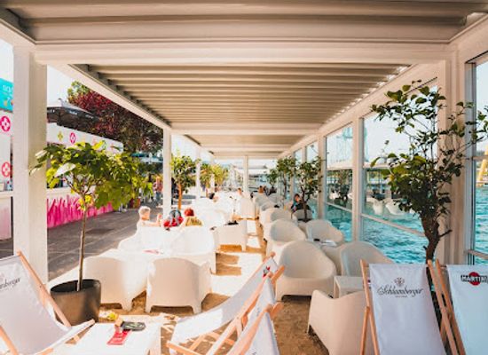 austria/vienna/donaustadt/bar/sansibar