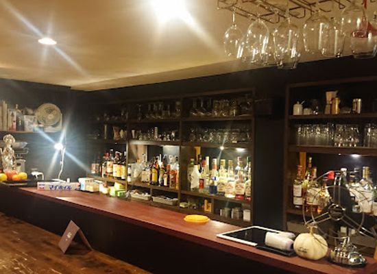japan/shima/bar/publichouse-laughter