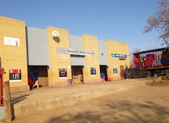 south-africa/lowveld/bar/reggie-bar-lounge
