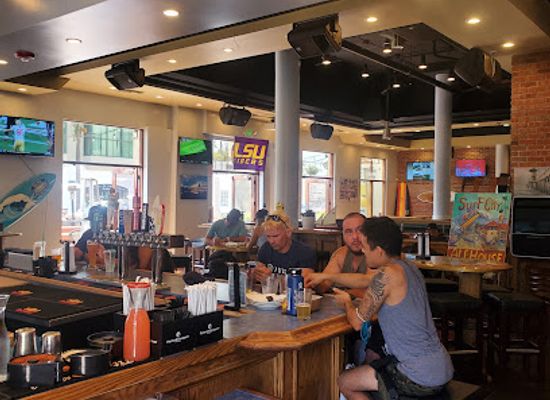 california/huntington-beach/bar/surf-city-ale-house-kitchen-bar