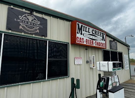 oklahoma/lake-texoma/bar/uncle-b-s-grill