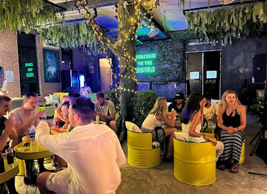 vietnam/phong-nha-ke-bang-national-park/bar/jungle-boss-pub-and-restaurant