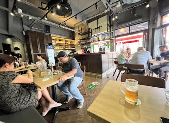 singapore/bukit-timah/bar/harry-s-holland-village