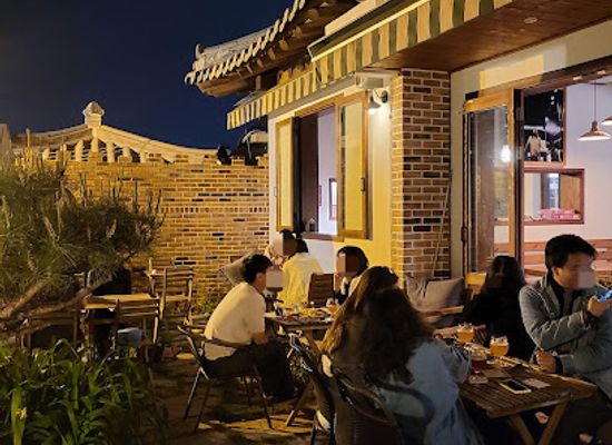 south-korea/jeonju/omokdae-and-imokdae/bar/nomadic-beer-garden