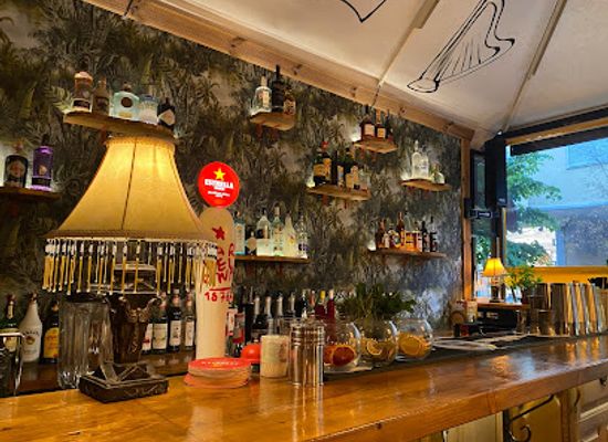 albania/tirana/bar/small-and-more