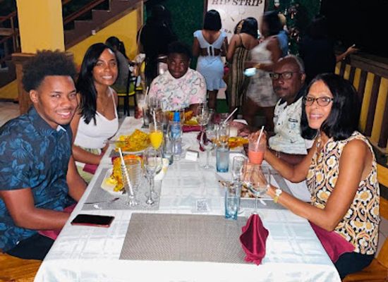 jamaica/port-antonio-area/bar/di-hip-strip-ultra-lounge