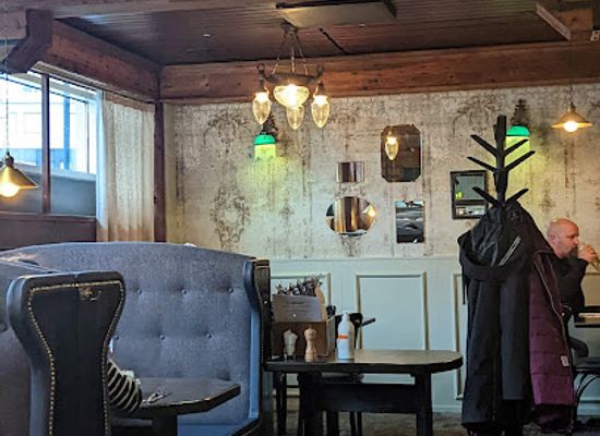 finland/rovaniemi/bar/frans-cherie-rovaniemi