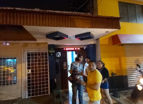 ecuador/el-oro-region/bar/zona-rosa-machala