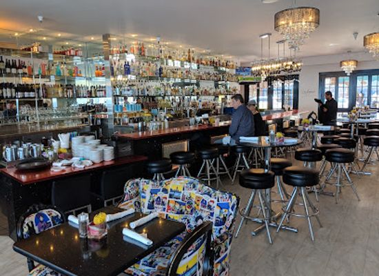 california/monterey/cannery-row/bar/lalla-grill-oceanside