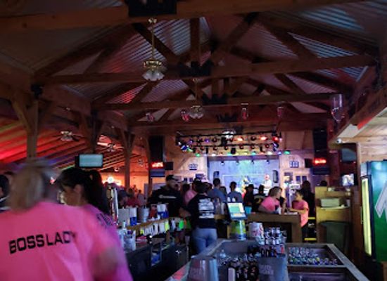 tennessee/hatchie-river-area/bar/double-c-bar-and-grill