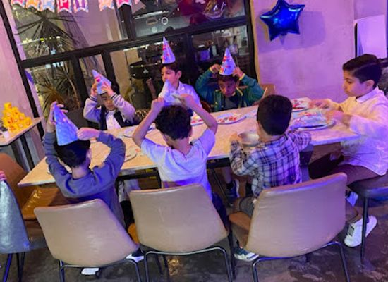 saudi-arabia/eastern-province/bar/foos-cave
