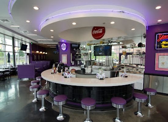 arkansas/conway/bar/the-purple-cow-restaurant-conway