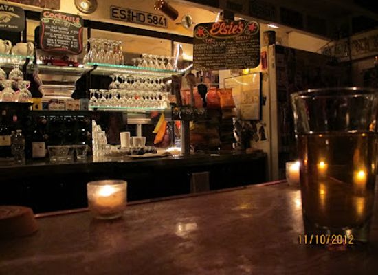 california/santa-barbara/downtown-santa-barbara/bar/elsies-tavern