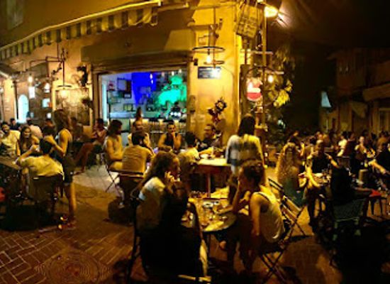 israel/tel-aviv/carmel-market/bar/1943-albert-1943-bar-restaurant