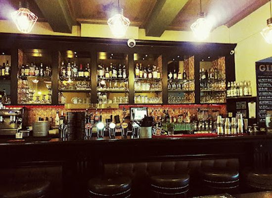 belgium/wallonia/bar/harpers