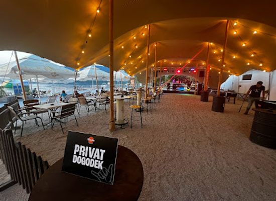 slovenia/velenje/bar/wunder-beach-bar