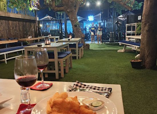 indonesia/lesser-sunda-islands/bar/the-dockers-arms