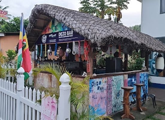seychelles/baie-lazare/bar/dezo-bar