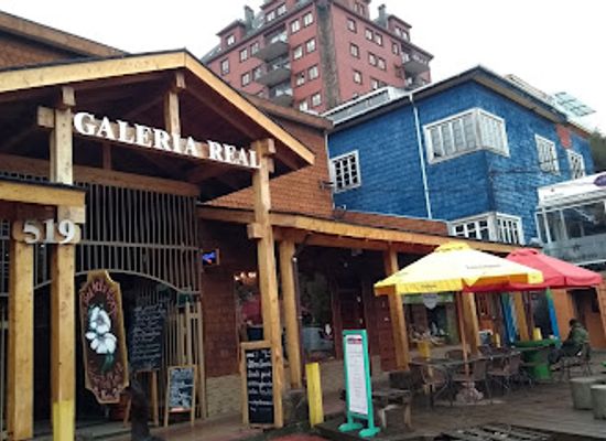 chile/puerto-varas/bar/club-orquidea