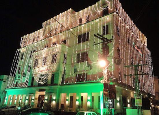 pakistan/kohistan/bar/royal-desert-palm-hotel