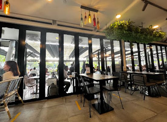 singapore/tampines/bar/tag-restaurant-bar