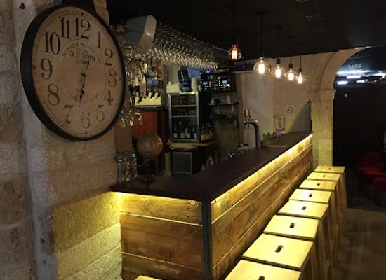 france/montpellier/historic-center/bar/le-clandestin