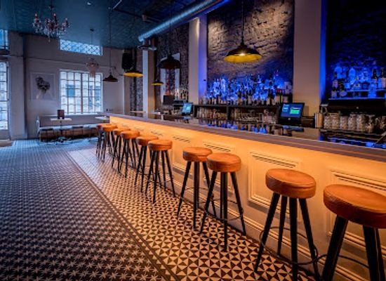 united-kingdom/south-west-england/bar/the-cocktail-club-corn-street-bristol