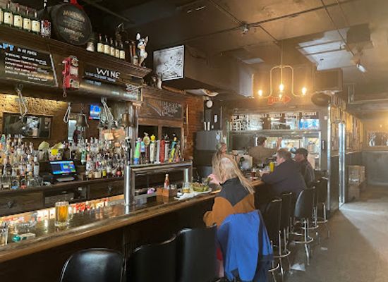 tennessee/memphis/downtown/bar/bardog-tavern
