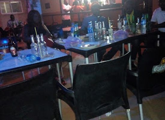 nigeria/asaba/bar/de-azera-bar