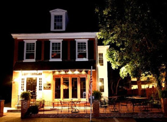 pennsylvania/delaware-valley/bar/penn-taproom
