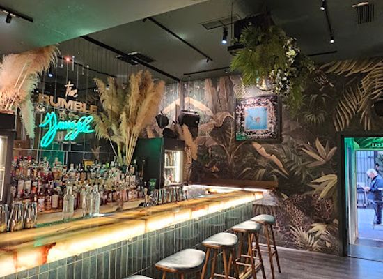 greece/athens/bar/the-bar-in-front-of-the-bar