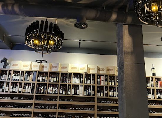 albania/durres/bar/vinum-wine-bar