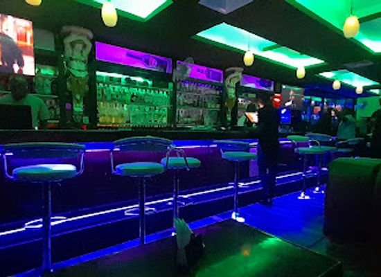 kenya/nairobi/nairobi-central-business-district/bar/wine-bar