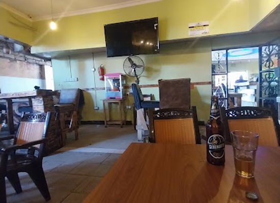 tanzania/arusha/bar/africana-bar