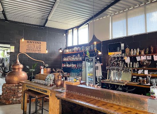south-africa/garden-route/bar/the-knysna-gin-distillery-brewery-cocktailbar