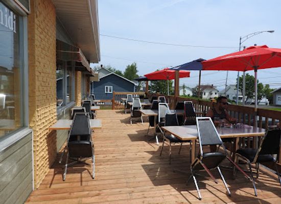 canada/gaspe-peninsula/bar/resto-pub-gaspesien