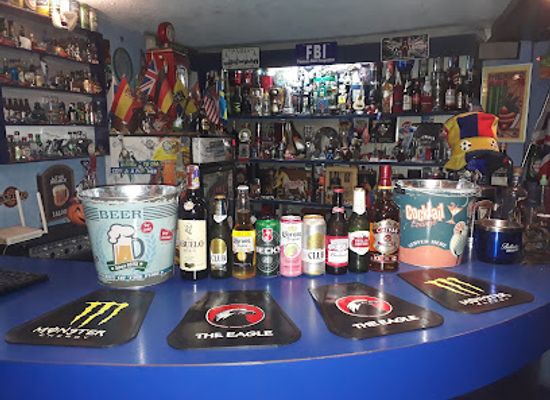 ecuador/loja/bar/pro-bar