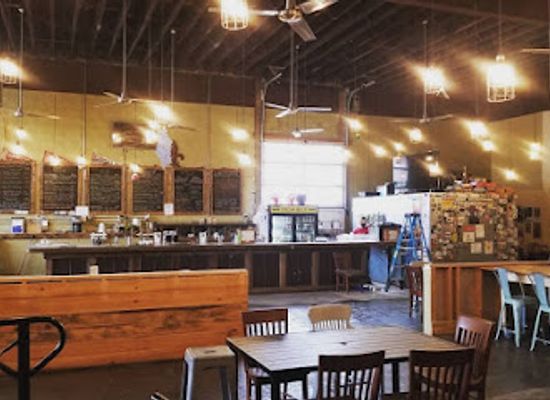 south-carolina/blue-ridge-mountains/bar/oklawaha-brewing-company