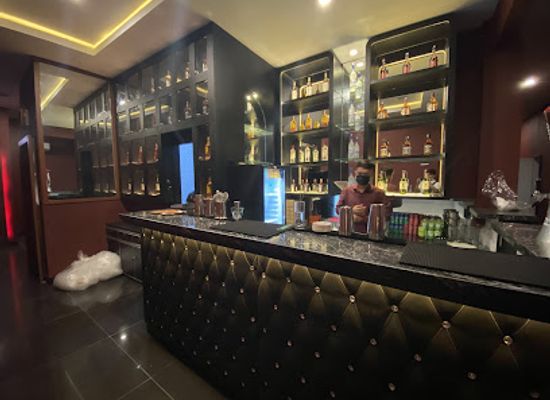 indonesia/central-sulawesi/bar/senoparty-resto-ktv