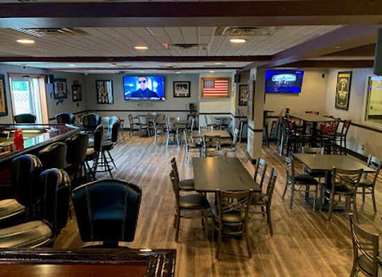 west-virginia/weirton/bar/strikers-sports-bar