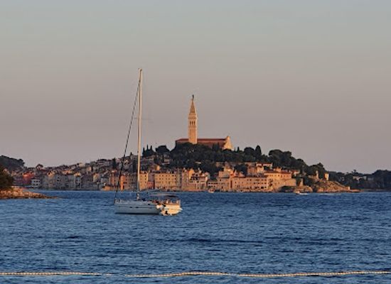 croatia/rovinj-riviera/bar/beach-bar-rovinj