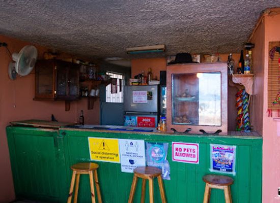 saint-kitts-and-nevis/cayon/bar/level-s-bar