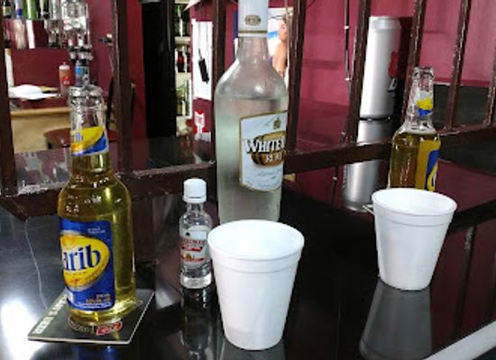 trinidad-and-tobago/couva/bar/green-door-bar