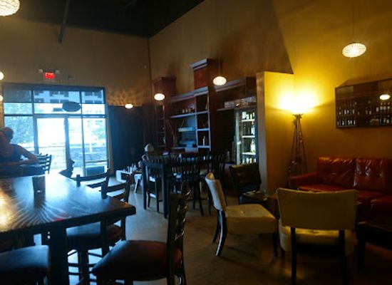 ohio/western-ohio/bar/wise-owl-wine-bar